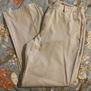 ‼️MOVING SALE - Must go - make an offer ‼️ 
Vineyard Vines Mens Chinos / Khakis